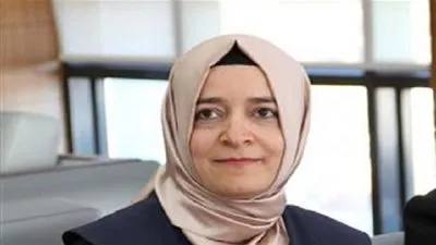 هولندا تحتجز وزيرة تركية فى روتردام (صور)