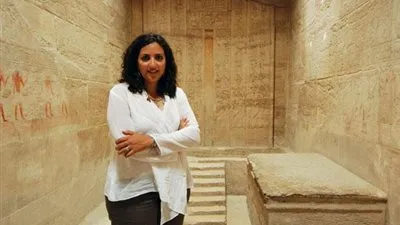 عالمة أثار تناشد رئيس الوزراء التدخل لإنقاذ حضارة مصر بعد واقعة تمثال المطرية