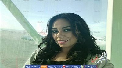 مروة ناجي تعود من الجزائر بعد حفل إحياء ذكرى الراحلة وردة (صور)