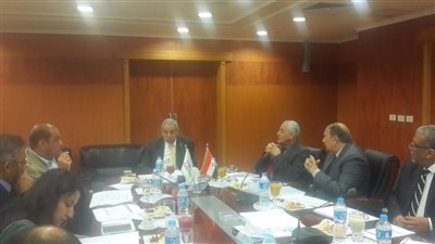 وزير الصناعة: نستهدف طرح 15 مليون متر مربع أراضى صناعية خلال  2017