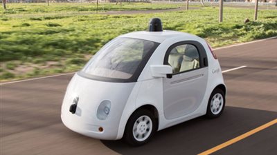 قريبا سيارات ذكية بلا مقود ولا دواسات في شوارع كاليفورنيا 