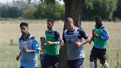 الباطن السعودي يخوض تدريبات لياقية في الغابات بمعسكر بلجيكا