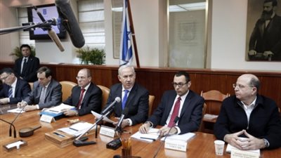 نتنياهو يهدد بمواجهة عسكرية شاملة قبيل اجتماع الكابينت