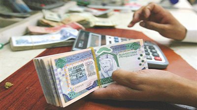 عاجل.. أخبار السعودية اليوم | العمل: إيداع 1.9 مليار ريال معاشات ضمانية وبدل غلاء لشهر ذي الحجة