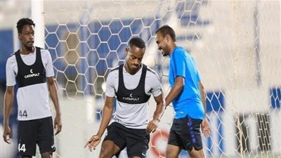 التاريخ ينحاز للهلال السعودي في مواجهة الأندية العمانية