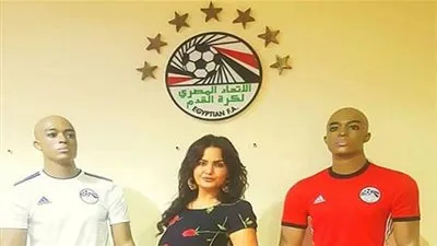 سما المصري تشعل أزمة في اتحاد الكرة (صور)
