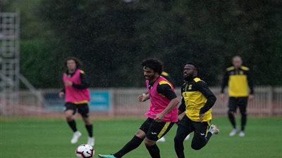 الاتحاد السعودي يواصل تدريباته في لندن.. ويواجه ريدينج الثلاثاء المقبل