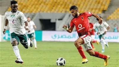  3 أندية فرنسية ترغب في ضم ناصر ماهر      