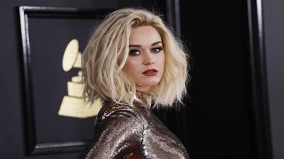 على غرار كاتي بيري.. هل تجرؤين تجربة صيحة الـ