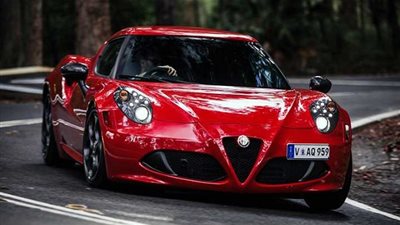 ألفا روميو 8C الجديدة ستأتي بمحرك هجين بقوة 800 حصان