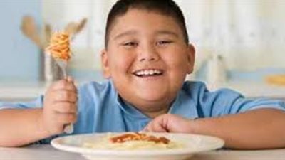 كيف تساعدين طفلكِ للتخلص من الوزن الزائد؟