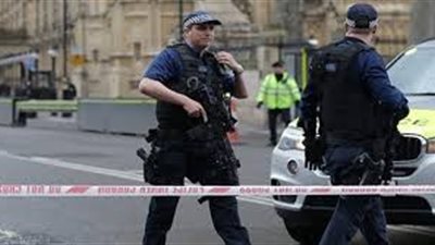 شرطة لندن: منفذ عملية الدهس موقوف بشبهة الإرهاب