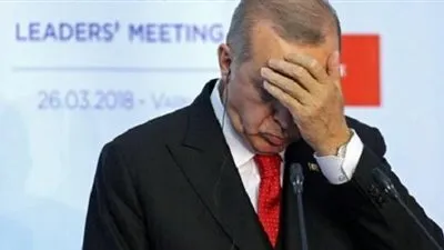 عاجل.. مصانع تركيا تجبر العمال على إجازات بدون أجر بسبب انهيار العملة