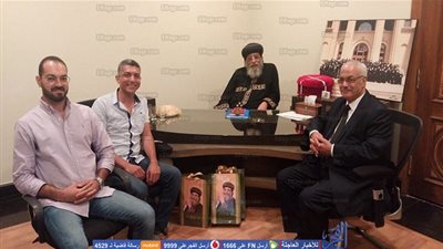 البابا يلتقي بشقيق قاتل الأنبا ابيفانيوس 