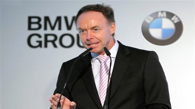مسؤول في بي إم دبليو: من الصعب إمكانية تطوير سيارات ذاتية القيادة بالكامل!