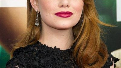 على طريقة النجمات.. تألقي بأحمر الشفاه في عيد الأضحى 