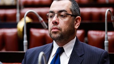 فؤاد: إعلان 