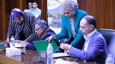 بروتوكول تعاون بين مصر للطيران والري لنقل 