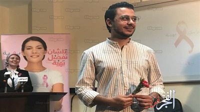 المنشد مصطفى عاطف في ضيافة مستشفى 