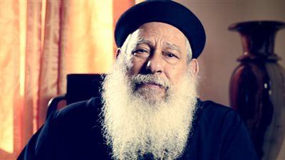 القمص مكاري يونان: كنسيتنا كنيسة تسليم قبل أن تكون 