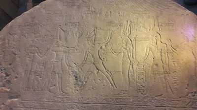 تعرف على لوحتي معبد كوم أمبو للملك بطليموس الثاني عشر