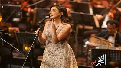 أنغام تشعل حفل المنصورة بـ