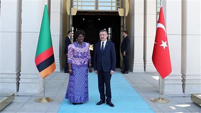 نائب أردوغان يستقبل نظيرته الزامبية في أنقرة
