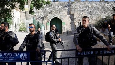 إسرائيل تعيد فتح أبواب الأقصى بعد إغلاقها لساعات