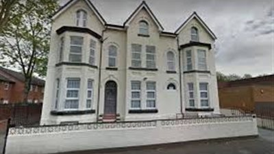 إصابة مسن فى حادث طعن بمسجد مانشستر