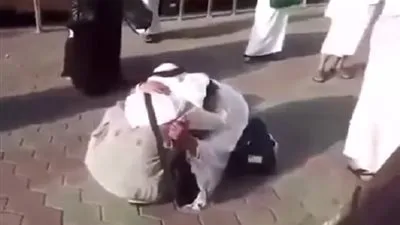 مشهد مُبكي.. 