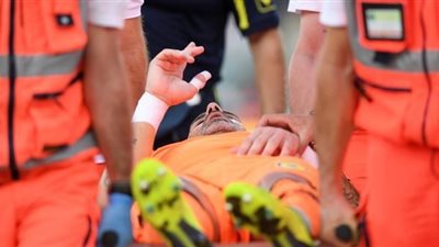 كريستيانو رونالدو يتسبب في ارتجاج بالمخ لحارس فيرونا