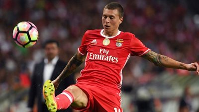 مورينيو: أعاقب 