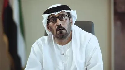 وزير التعليم الإماراتي يأمر بتكليف 3 مسؤولين في كل مدرسة لأستلام الكتب