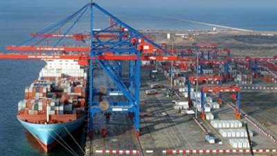 ٢٣ سفينة إجمالي حركة السفن بموانئ بورسعيد