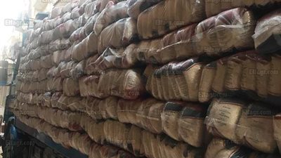 وصول 65 طن أرز و18 ألف كرتونة زيت لتوزيعها على البطاقات التموينية بسوهاج