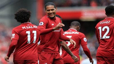 مدافع ليفربول يفجر مفاجأة عن محمد صلاح والدوري الإيطالي