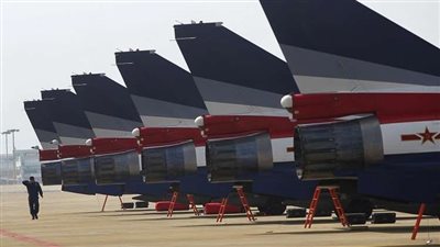 سرب كامل من المقاتلات الصينية ينتشر بمطار عسكري في روسيا