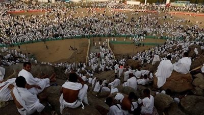 عاجل..اخبار السعودية اليوم | الحجاج من جبل عرفات إلى وداي مزدلفة