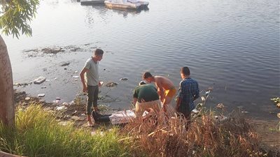جثة مجهولة تثير الذعر بين رواد جزيرة الورد بالمنصورة