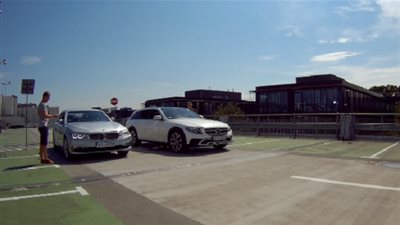 شاهد.. أبطأ سباق بين بي إم دبليو ومرسيدس