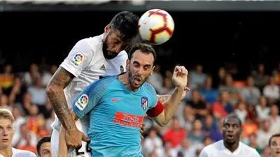 التعادل يحسم قمة فالنسيا وأتلتيكو مدريد في الدوري الإسباني