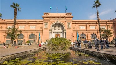 مديرة المتحف المصري بالتحرير داعية الطلاب لزيارته: 