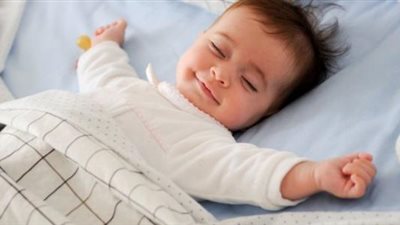 كيف تجعلي طفلك ينام مبكراً؟