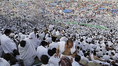 عاجل.. أخبار السعودية اليوم | أطباء المملكة ينصحون الحجاج باستخدام المظلات والكريمات الواقية من أشعة الشمس