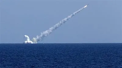 وزارة الدفاع الروسية: توجيه 100 ضربة بصواريخ 