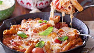 طريقة تحضير مكرونة بالبيبروني