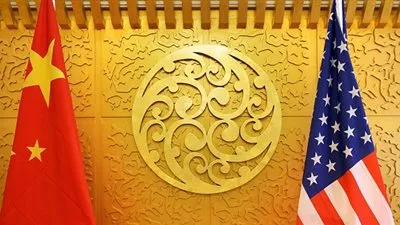 الصين تحتج على الرسوم الأمريكية الجديدة على سلعها: الرد بالمثل