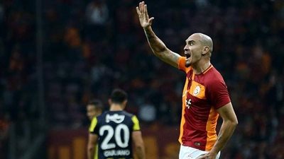 عاجل.. الهلال السعودي يتوصل لإتفاق مع المدافع البرازيلي 