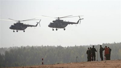 وكالة بلومبرج الأمريكية: طائرات حربية تتحرك نحو حدود دولة عربية