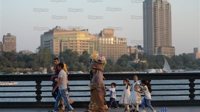 شاهد احتفالات المصريين برابع أيام عيد الأضحى في وسط البلد (صور)
